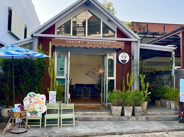 YokoJung: A Haven for Dessert Enthusiasts 🍰🍨