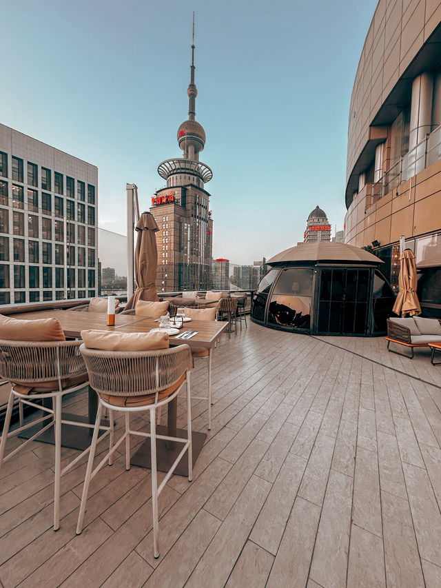 Eat & Work Shanghai: A Luxe Culinary Escape Near the Bund ✨