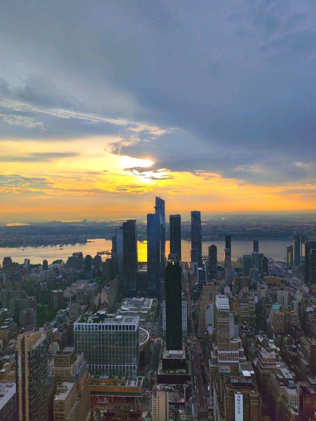 Empire State Building – What to Expect and How to Plan Your Visit