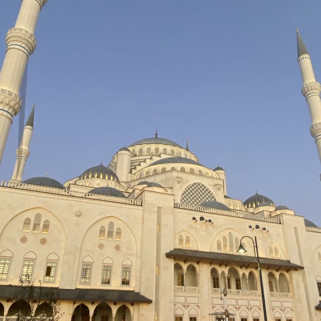 🇹🇷 Largest Mosque in Turkey - Camlica Mosque 🕌