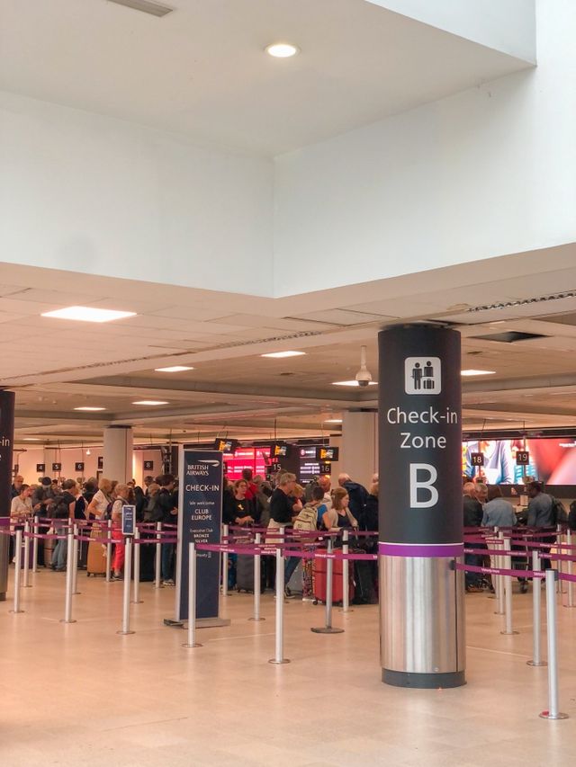 에딘버러 공항 + 트랜스비아 항공 찐 후기✈️ 에딘버러 공항 + 트랜스비아 항공 찐 후기✈️