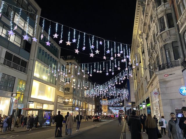 🎆Christmas in the Heart of London🎄