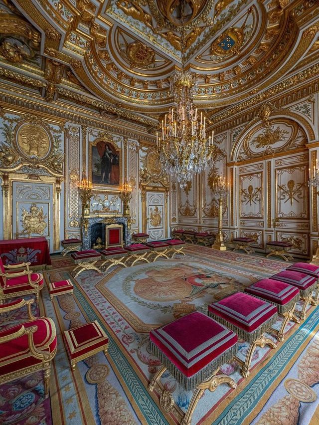 Napoleon's Imperial Apartments 🛋️👑 