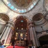 Bites, Sights, and History: The Best of Berlin in One Trip