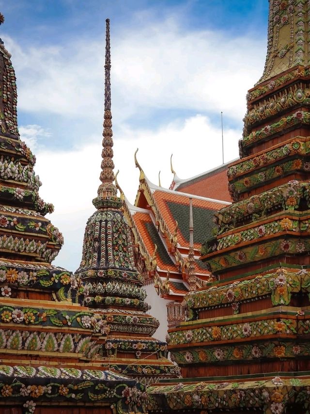 🌿 Wat Pho – The Reclining Heart of Bangkok’s Spiritual Heritage