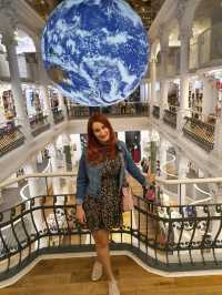 📚 Cărturești Carusel – The Carousel of Light in the Heart of Bucharest