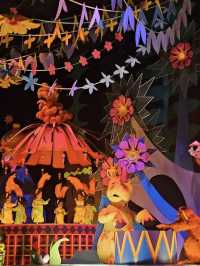 ✨ A magical cultural fusion at Shanghai Disneyland! 🏮🌸🏰