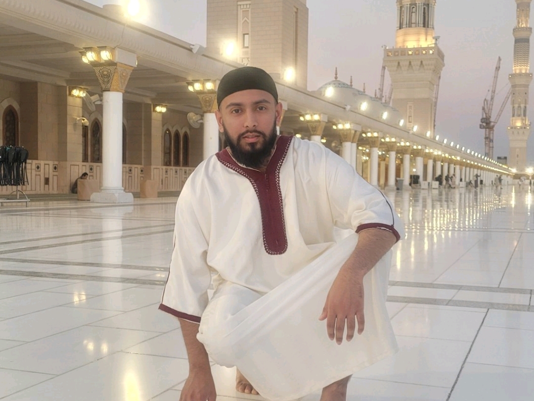 Mecca And Medina 3-Day Tour: A Spiritual Journey Through Sacred Mosques And Football Excitement
