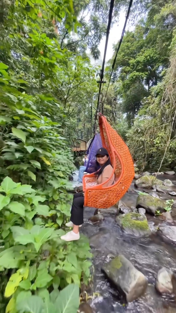 Cable Car+Swing=the one of kind experience ever!