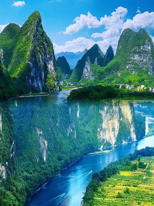 Guilin's landscape is the best in the world, and Yangshuo's landscape is the best in Guilin