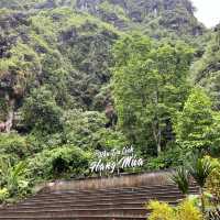 Hang Mua Cave must visit destination when you in Ninh Binh (Vietnam)