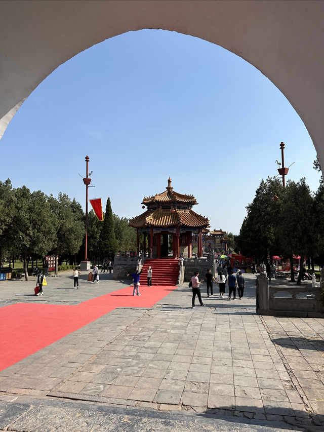 嵩山腳下紫金城——中嶽廟