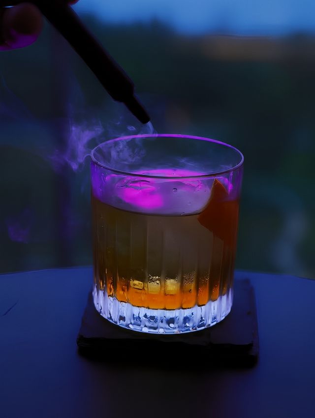 成都絕美湖景酒店，高空酒吧太酷了！