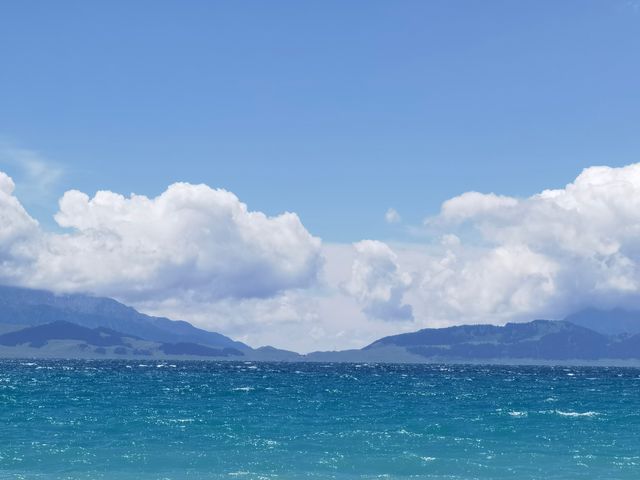 賽里木湖，天山之上的藍寶石