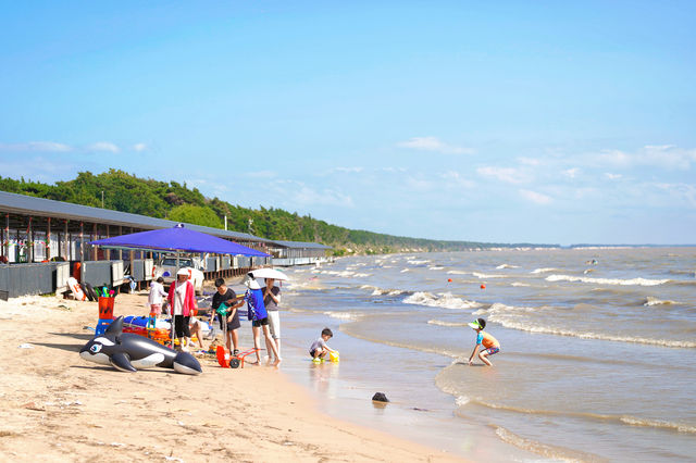 沙灘，浴場，風浪大，在“海邊”遙望俄羅斯～