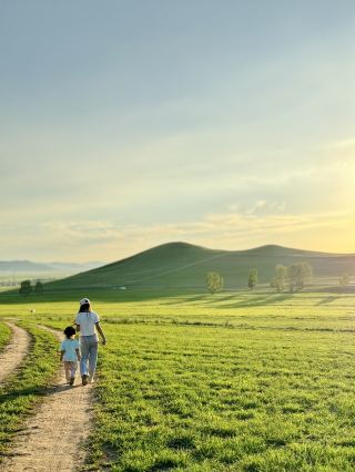Beijing North Altay is both beautiful and cool~ Love Horse Farm at sunset