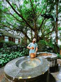Seek tranquility and escape the summer heat in midsummer, come to Yunfu Xinxing Longshan Hot Spring Hotel!
