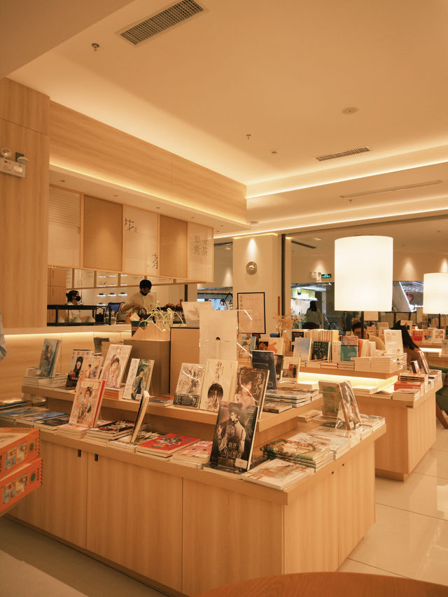 深圳福田CBD～快來這家書店發呆看書📚