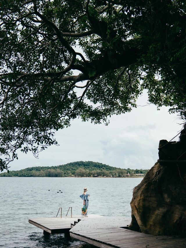 世界慢慢遊 | 無需濾鏡的柬埔寨海島一直以為「住進畫裡」。
