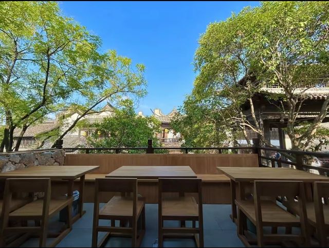 穿越千年古城，尋味魯南地道美食—回味老街邀您共享舌尖上的盛宴。