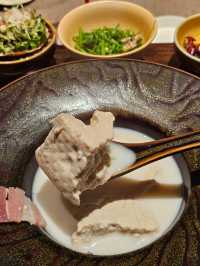 乖乖！一眼千年！上海帝王視野下的美食美色。