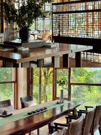 景邁山這家隱秘酒店，讓我睡進了普洱茶園