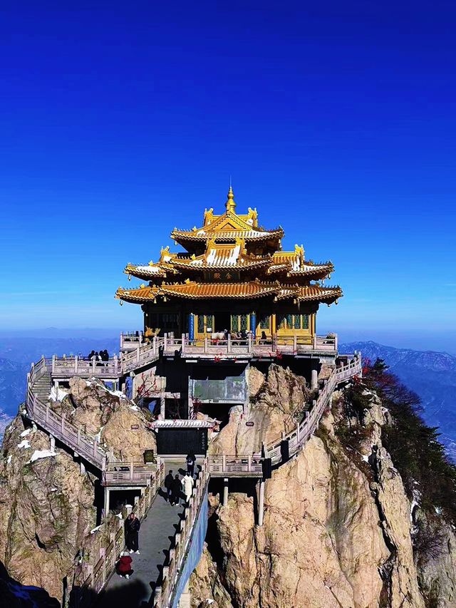 遠赴一場人間驚鴻宴:老君山自駕懶人攻略 遠赴一場人間驚鴻宴:老君山自駕懶人攻略