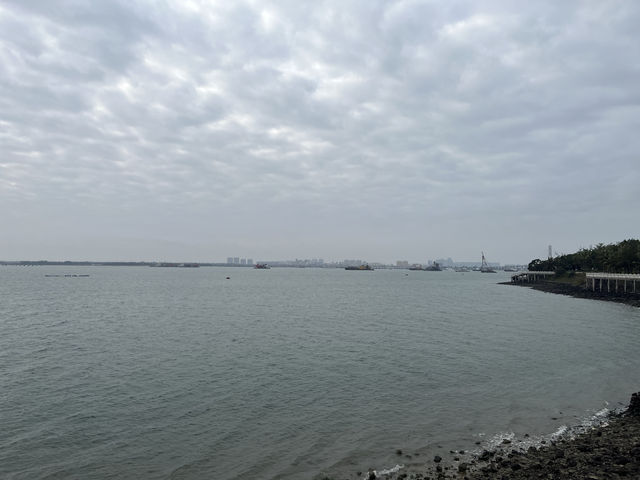 臨近洋浦濱海文化廣場