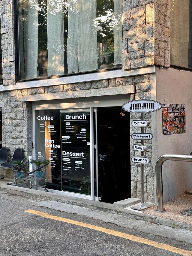 弘大延南洞暗黑系寶藏店|jamjam 잼잼