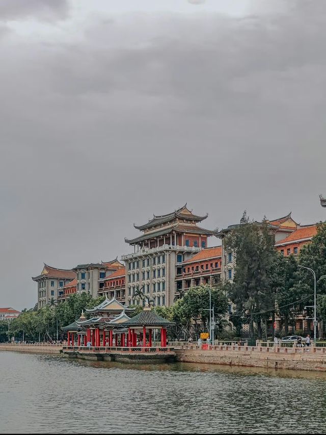 住錦江之星，邂逅嘉庚建築之美