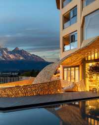 麗江最美民宿，雪山湖景房直接被治癒！！！