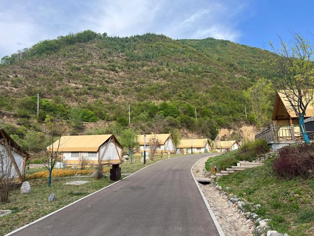 蘭州水墨丹霞旅遊風景