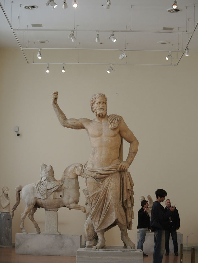 アテネの国立考古博物館でギリシャ神話とその歴史に触れる