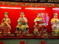 The Ethereal Heartbeat: Immersion in a Fujian Taoist Temple