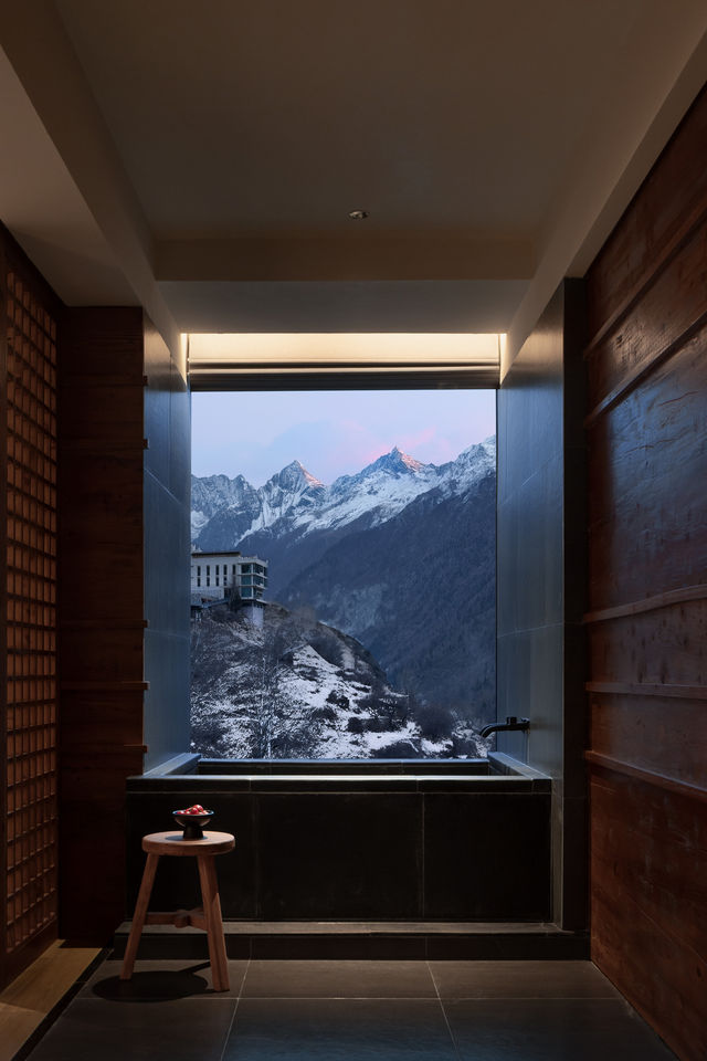 四姑娘山 | 雪域中的秘境民宿