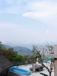 入住莫干山隱世懸崖泳池雲端仙境
