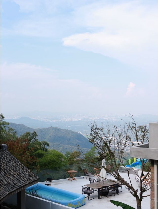 入住莫干山隱世懸崖泳池雲端仙境