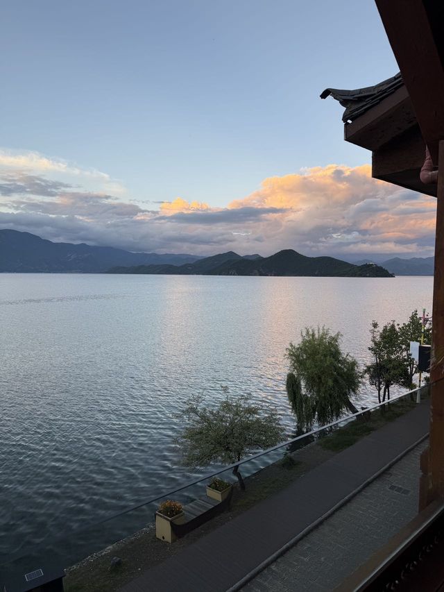 在滬沽湖 住上了人生酒店！！