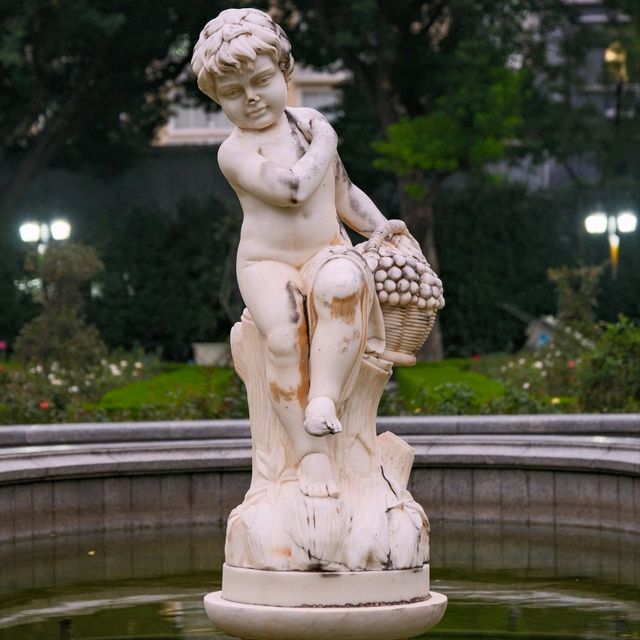 Art and Sculptures in Fuxing Park, Shanghai 🗿🎨