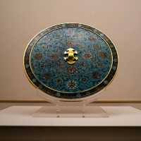 Legacy in Enamel – Robert Chang’s Cloisonné Gift at Shanghai Museum ✨🖌️