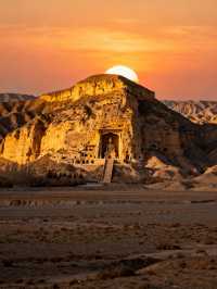 探訪中國石窟藝術的源頭，感受千年佛光與山水奇觀