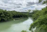 晨霧中的翡翠河