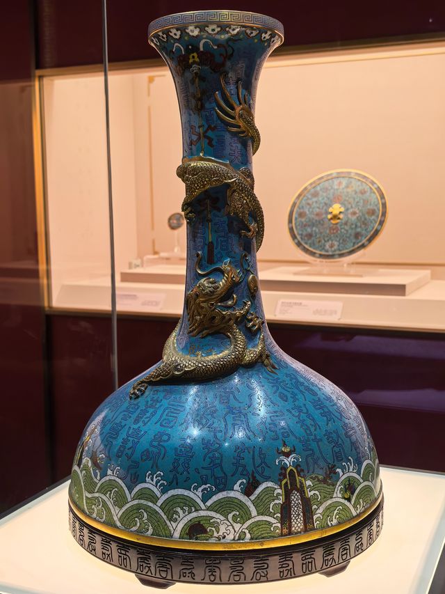 探秘上博隱藏寶藏掐絲琺瑯器展 探秘上博隱藏寶藏掐絲琺瑯器展