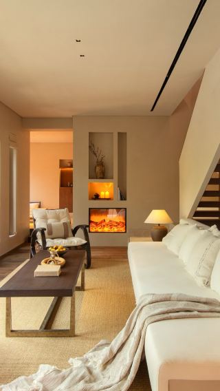 The ultimate winter healing spot! This wabi-sabi style guesthouse is absolutely amazing