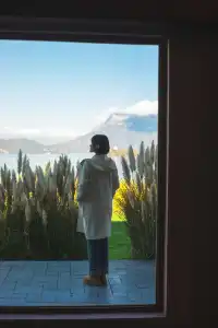 這扇窗景滿足了我對瀘沽湖的一切想像