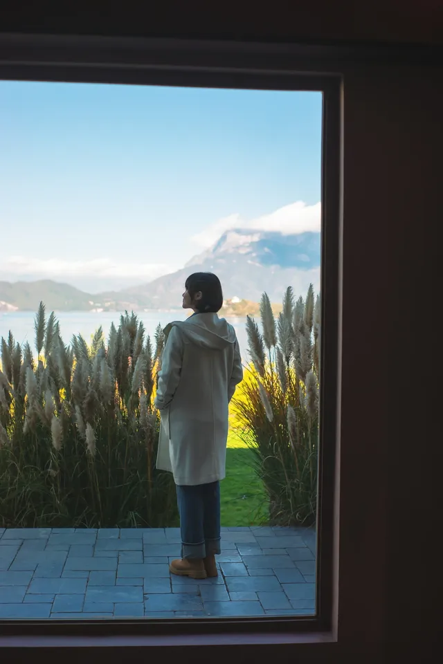 這扇窗景滿足了我對瀘沽湖的一切想像