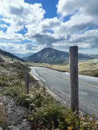 火山口在轟隆,腳下卻是抹茶草原|阿蘇火山