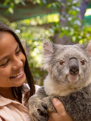 Winter Vacation with Kids: Escape the Season and Experience Summer in Australia | Family Travel Guide