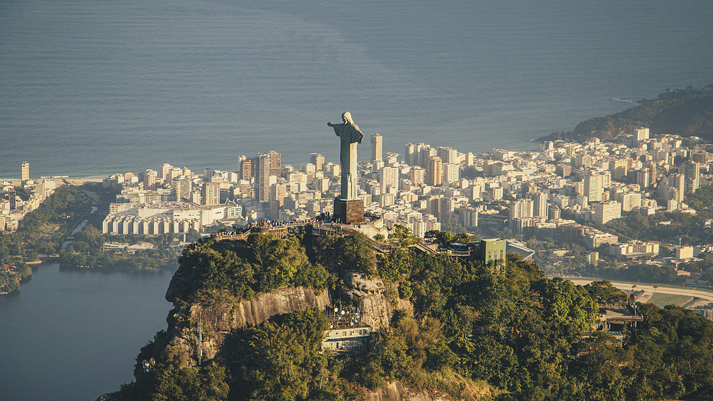 Tin nóng hổi! Brazil tuyên bố chính sách miễn visa cho công dân Trung Quốc!
