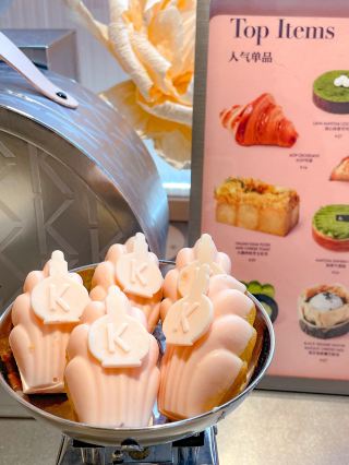 ✨ bebaked × Kérastase — when pastry meets Paris beauty